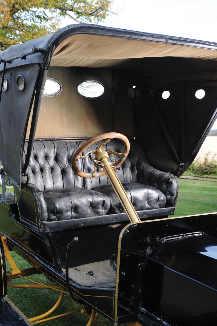  Ford Model N Runabout Black 1906 года  (фото 2 из 11)